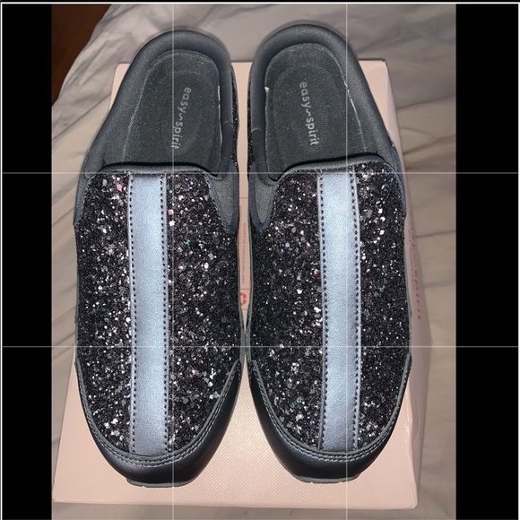 Easy Spirit Shoes - EASY SPIRIT TRAVEL CLOGS